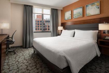 Hilton Garden Inn Long Island City - image 4