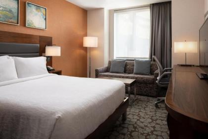 Hilton Garden Inn Long Island City - image 9