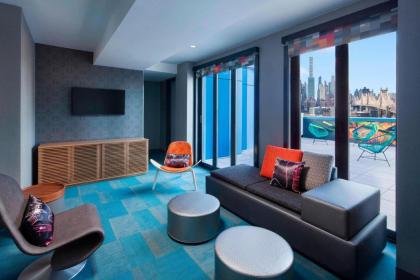 Aloft Long Island City-Manhattan View - image 13