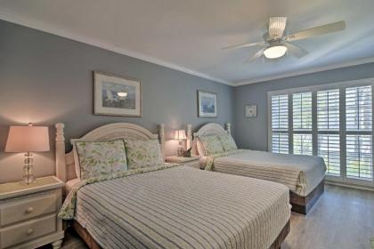 Sunny Gulf Coast Villa with Direct Beach Access - image 11