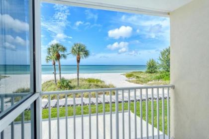 LaPlaya 105B-Relax on the balcony and watch the dolphins swim by and the pelicans dive! - image 18