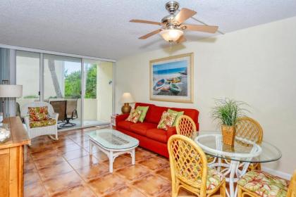 LaPlaya 104E Perfectly located near the path to the beach just steps from the pool Longboat Key Florida