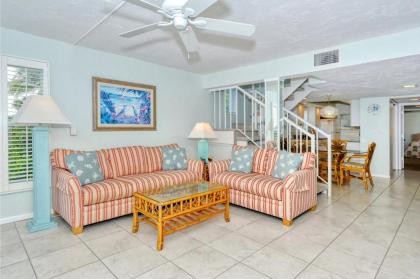 LaPlaya 201C Breathtaking Gulf panorama from this corner end unit with a private stairway to the beach - image 4