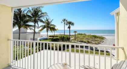 LaPlaya 206C Gorgeous vistas of the Gulf from this light and bright end unit with private access to the beach - image 10