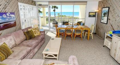 LaPlaya 206C Gorgeous vistas of the Gulf from this light and bright end unit with private access to the beach - image 15