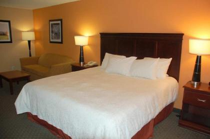 Hampton Inn Longmont - image 13