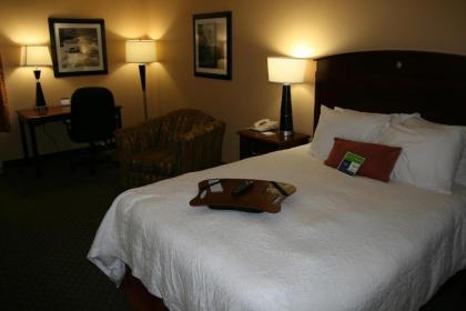 Hampton Inn Longmont - image 8