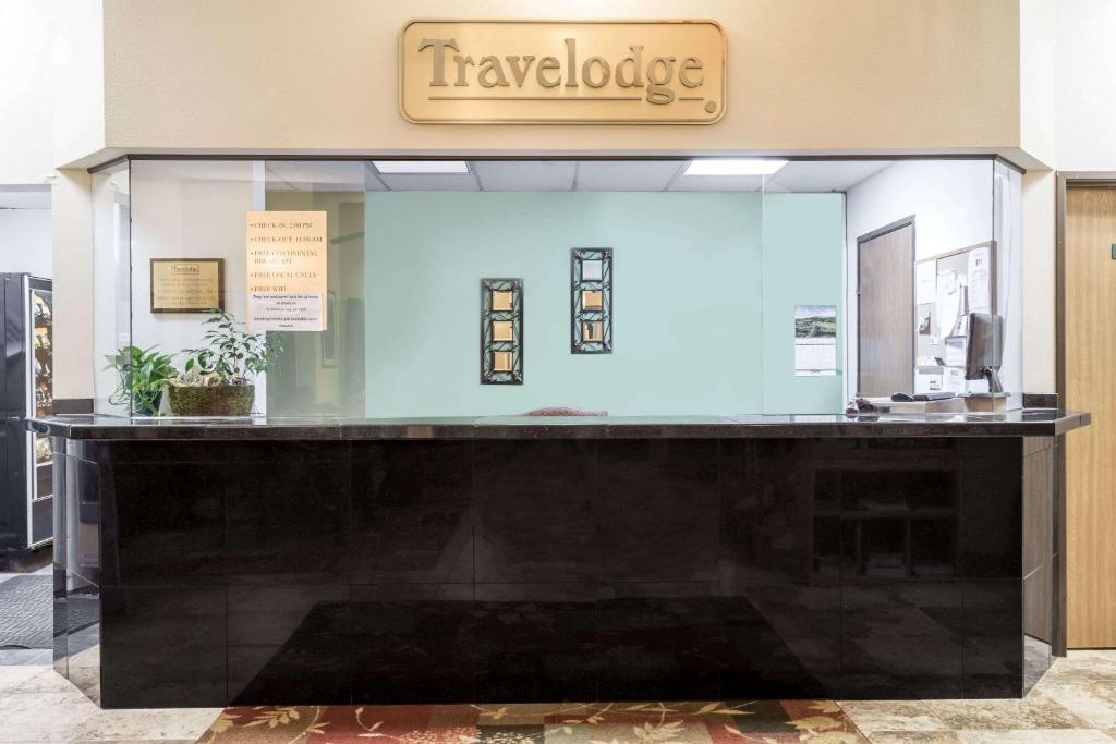 Travelodge by Wyndham Longmont - image 5