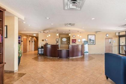 Comfort Suites Firestone Longmont - image 12