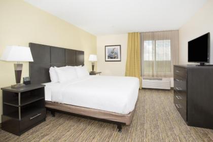 Candlewood Suites Longmont an IHG Hotel - image 2