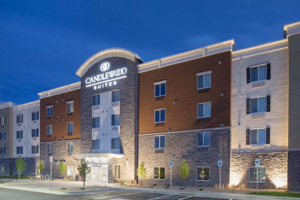 Candlewood Suites Longmont an IHG Hotel - image 6