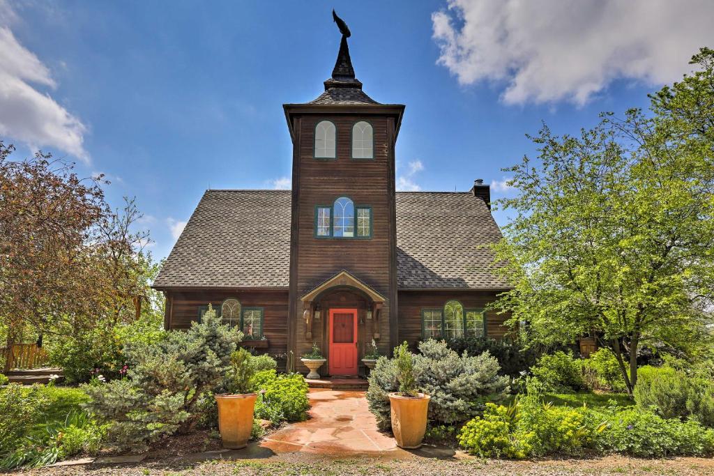 Upscale Boulder Area Home on 40-Acre Working Farm! - main image