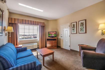 Candlewood Suites Longview an IHG Hotel - image 16