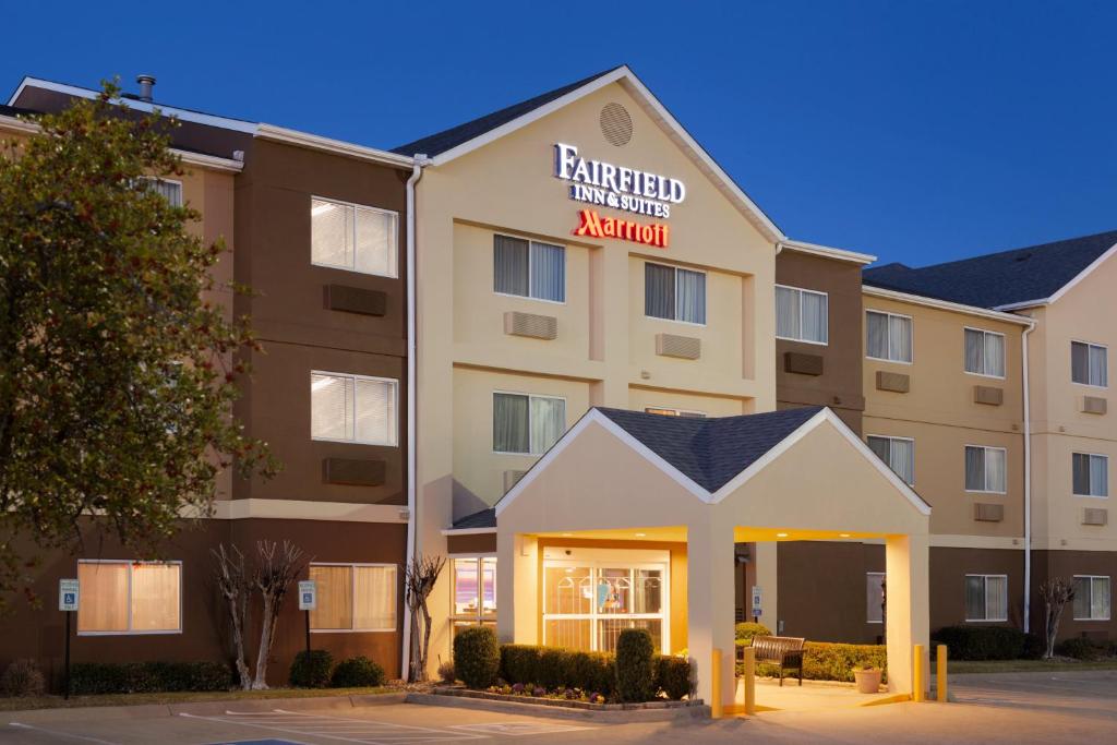 Fairfield Inn & Suites Longview - main image