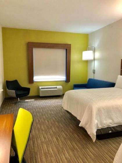 Holiday Inn Express & Suites Longview South I-20 an IHG Hotel - image 3