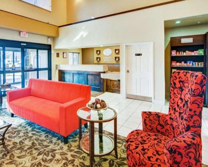 Comfort Suites Longview North - image 8