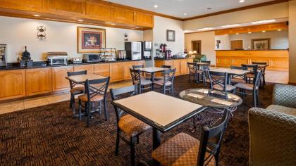 Best Western Longview - image 15