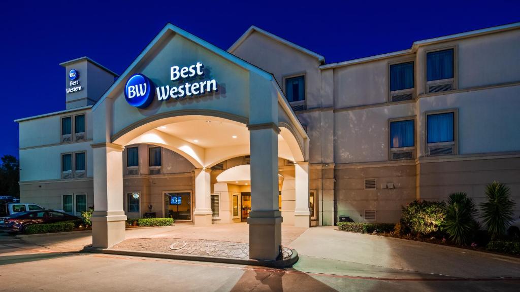 Best Western Longview - image 2