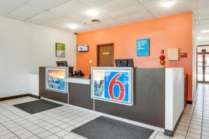 Motel 6-Longview TX - North - image 13