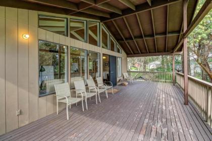 Fisherman Bay Beach House - image 4