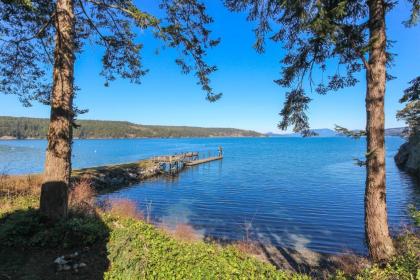 Lopez Island Hunter Bay Waterfront Home