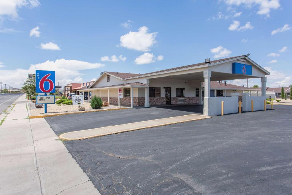 Motel 6-Lordsburg NM - main image