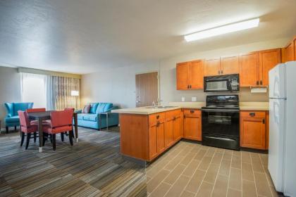 Hampton Inn & Suites Los Alamos - image 10