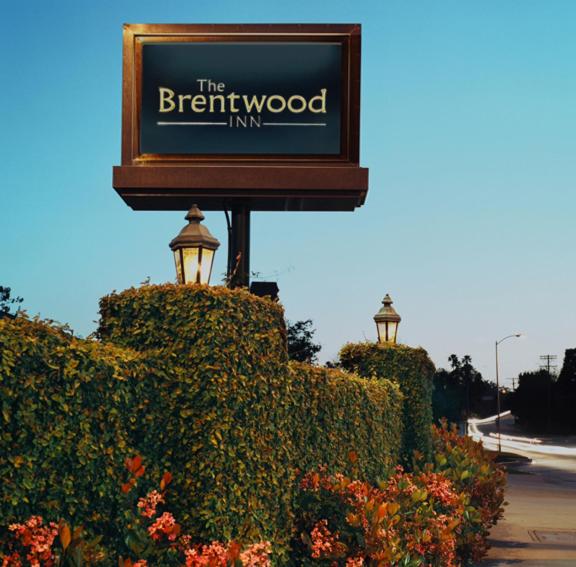 Brentwood Inn - image 2