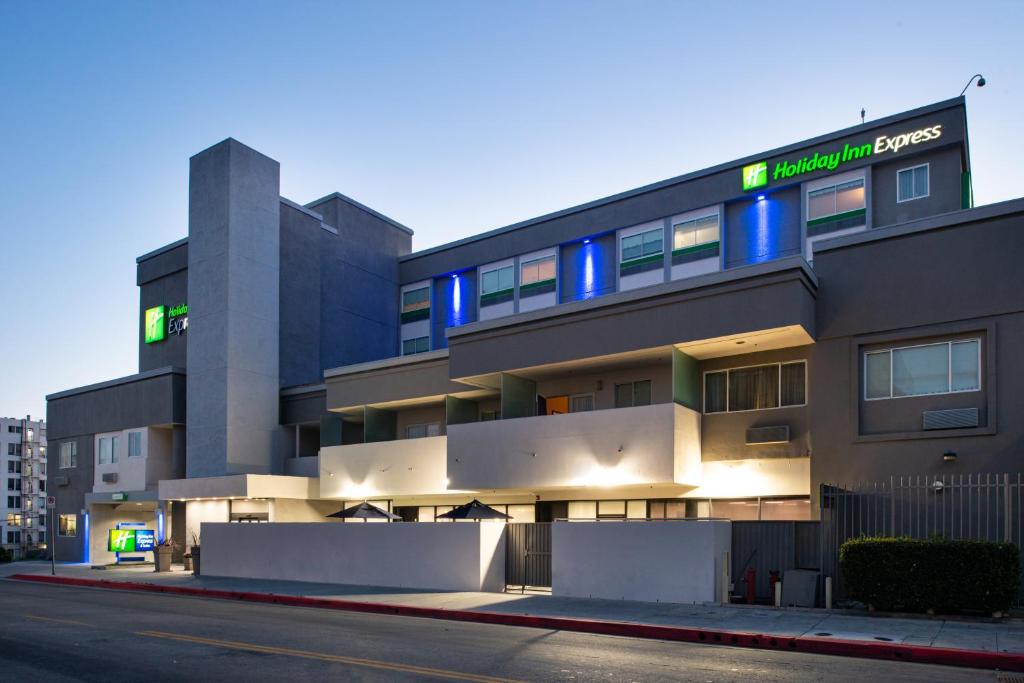 Holiday Inn Express Los Angeles Downtown West an IHG Hotel - main image