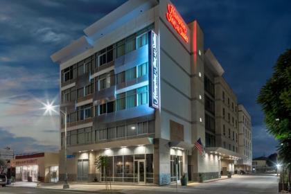 Hampton Inn & Suites Los Angeles/Hollywood CA - image 3