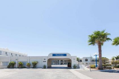 Travelodge by Wyndham Los Banos CA - image 6