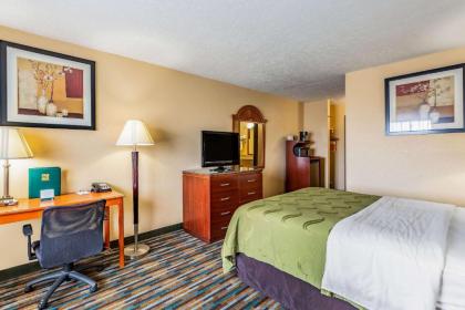 Quality Inn Los Lunas - image 2