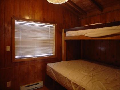 Ponderosa Camping Resort One-Bedroom Cabin 2 - image 3