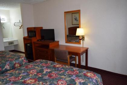 Budget Inn Express - image 3