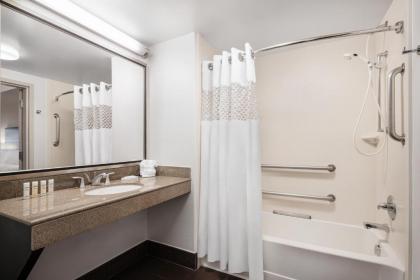 Hampton Inn Boulder/Louisville - image 7