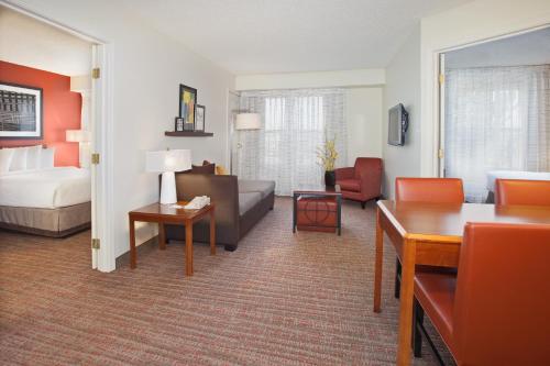 Residence Inn by Marriott Boulder Broomfield - image 3