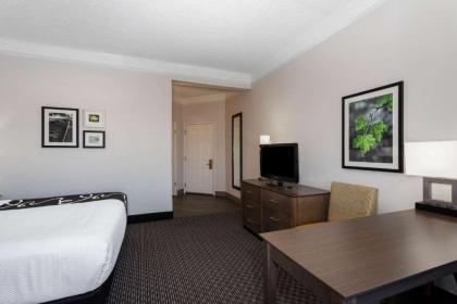 La Quinta by Wyndham Denver Boulder - Louisville - image 13