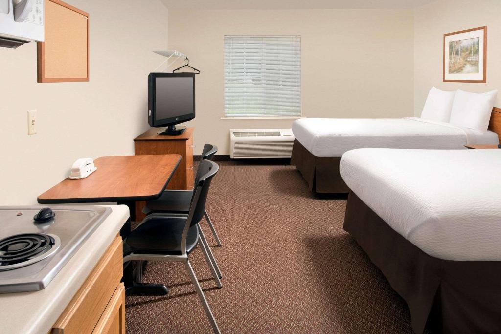 WoodSpring Suites Knoxville Airport - image 7