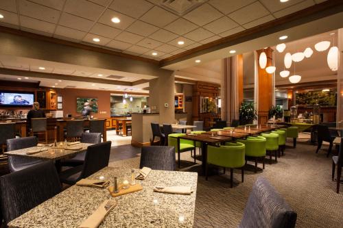 Hilton Garden Inn Louisville Airport - image 3