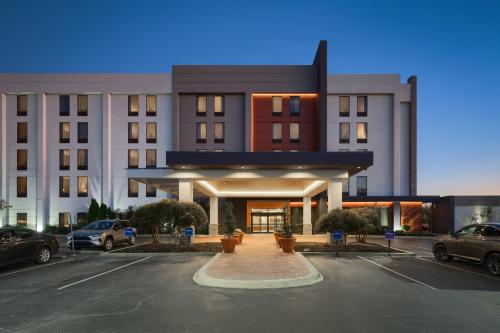 Hampton Inn Louisville Northeast - main image