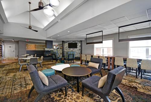 Residence Inn Louisville Airport - main image