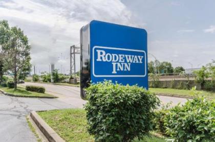 Rodeway Inn Louisville - image 5