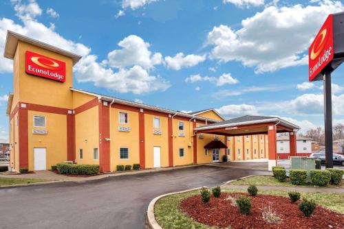 Econo Lodge Airport Louisville - main image