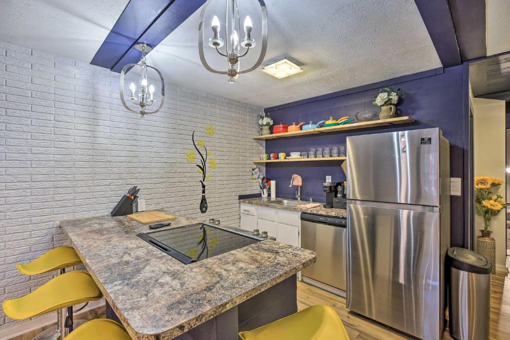 Modern Louisville Condo about 8 Mi from Downtown! - image 3