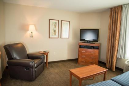 Candlewood Suites Loveland an IHG Hotel - image 8