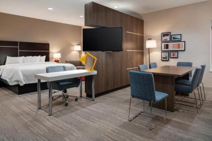 Hampton Inn Loveland - image 13