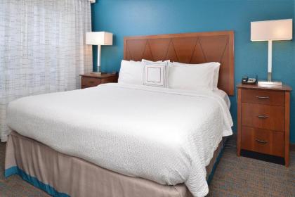 Residence Inn by Marriott Loveland Fort Collins - image 5