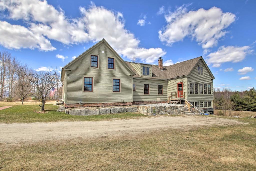 Charming Farmhouse on 17 Acres with Mtn Views! - image 2