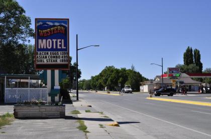 Western Motel - image 15