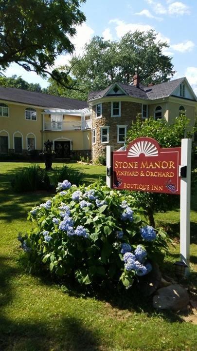 Stone Manor Boutique Inn - main image